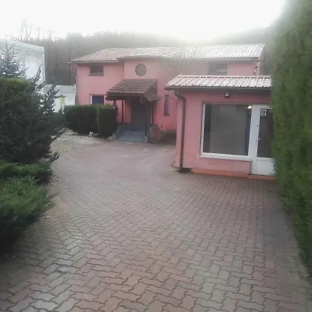 Kwatera prywatna Kwatera Leśna